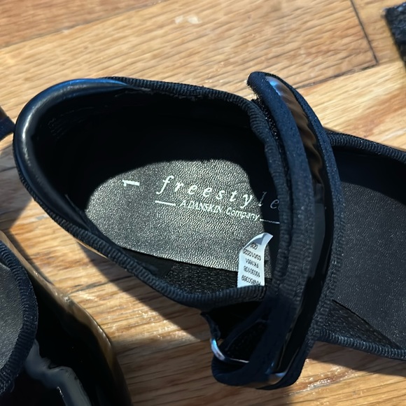 Danskin Freestyle Tap Shoes - Picture 5 of 5
